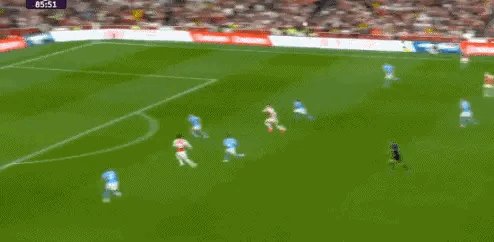 1696785834082016467.gif 阿克.gif